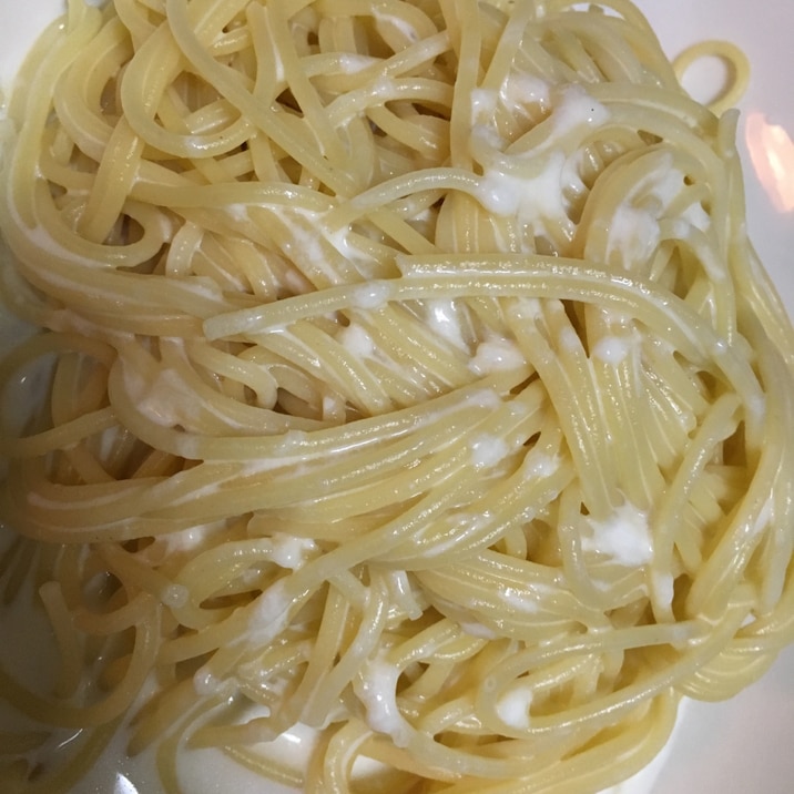 子供も喜ぶモッツァレラチーズのクリームパスタ